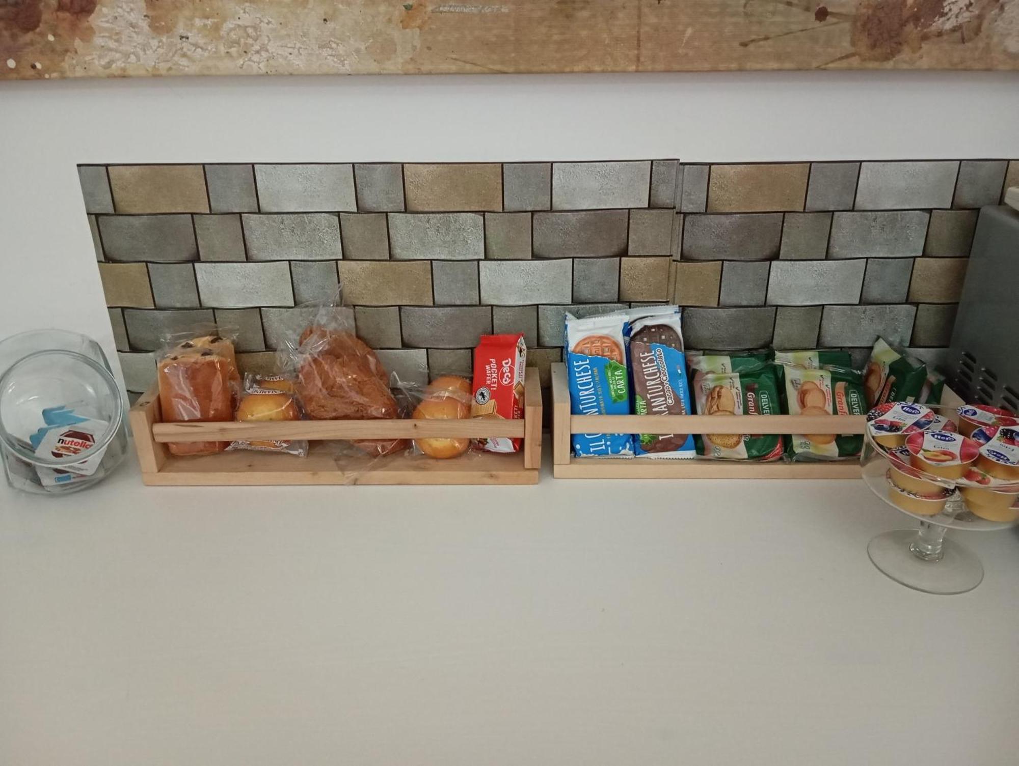Cari Dei Home Napoli Esterno foto